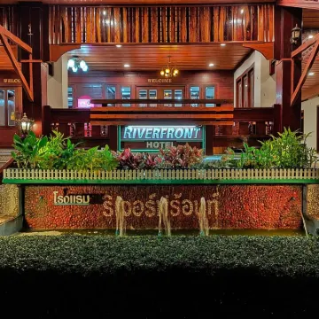 Riverfront Hotel Mukdahan Hotels near Sawan Sumran
