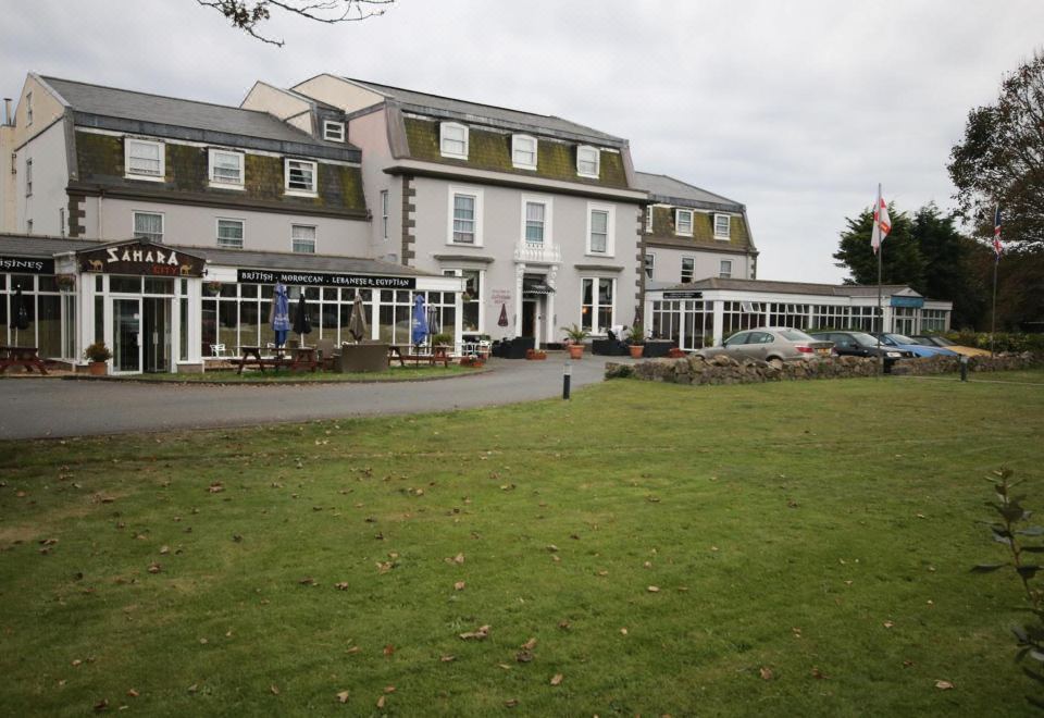 hotel overview picture