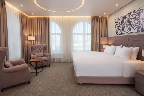 Aura City Hotel