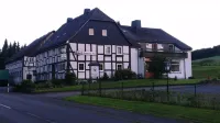 Hennetaler Hof - Kirsten Gayer - Gasthöfe