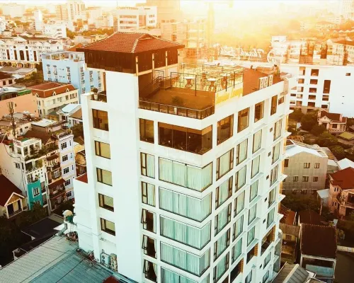 THANH LICH ROYAL BOUTIQUE HOTEL Отели рядом с достопримечательностью «Сигнальная Башня»