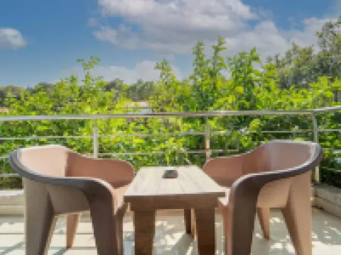 Treebo the Venna Hill Hotels in Satara