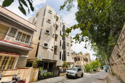 Stayhome Classic Hotel di 