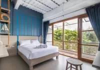 มีมี่แอนด์จิม โคลิฟวิ่ง สเปซ