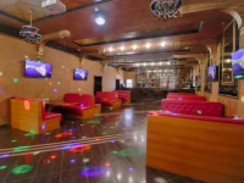 Grand Elets Hotel โรงแรมในเยเล็ทส์