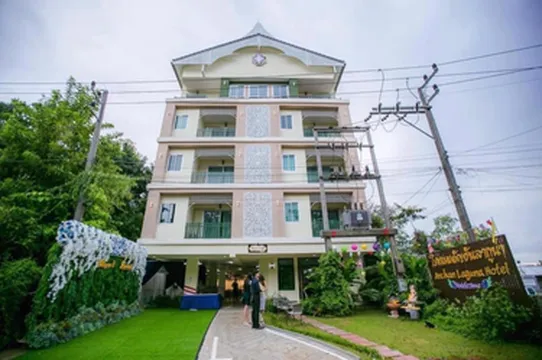 รูปภาพของโรงแรมอัญชันลากูน่า