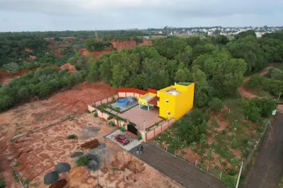 Happy Mates Hotels in 