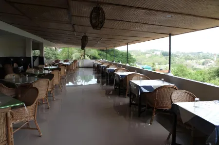 Hotel Shompen Отели рядом с достопримечательностью «Science Centre»