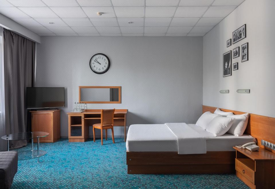 2. 마린스 파크 호..