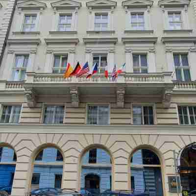 Michelangelo Grand Hotel Hotel Exterior