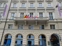 Michelangelo Grand Hotel Các khách sạn gần Thành phố Lucerna
