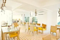 Bloom Hotel - Calangute - breakfast