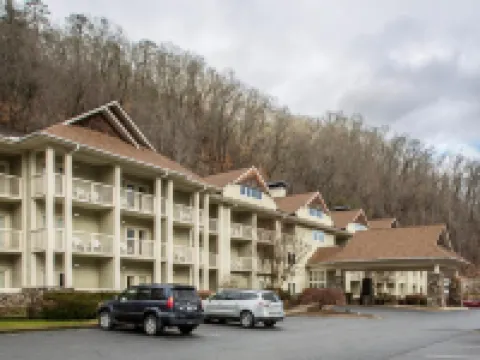 Super 8 by Wyndham Cherokee Hotels in Cherokee