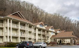 Super 8 by Wyndham Cherokee