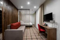 Albion Hotel - parking