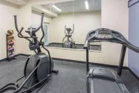 Econo Lodge Forest City - Gym