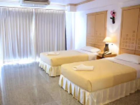 Maneerote Hotel Hotels in Surin