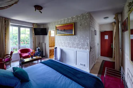 Hôtel le Castel Отели в г. Сулен-Сюр-Обанс