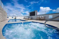 Cairns Central Plaza Apartment Hotel Official