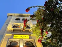 The Hosteller Udaipur - Layanan Antar-Jemput
