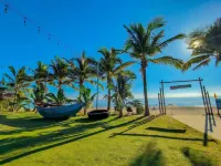Gold Coast Hotel Resort & Spa - Beach