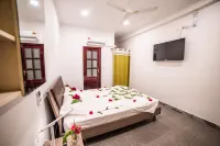 Dhangethi Inn - balcone