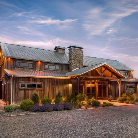 Yellowstone Valley Lodge, Ascend Hotel Collection