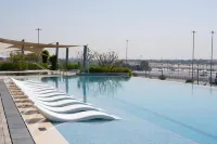Capital Suites Hotel Apartments - Infinity Pools