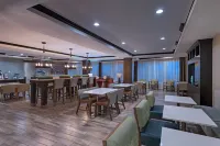 Holiday Inn Express & Suites Austin NW - Four Points Hotels in Hudson Bend