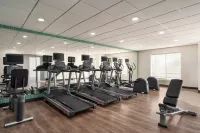 Holiday Inn Express Dumfries فنادق في Triangle