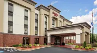 Hampton Inn Emerson LakePoint