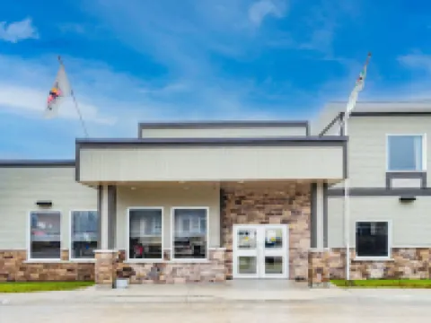 Super 8 by Wyndham Moosonee Hotels in Moosonee