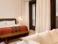 Portella Hotels near Arab Baths