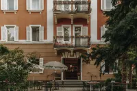 Parkhotel Mondschein, a Member of Design Hotels