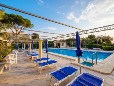 Hotel Delle Palme Hotels near Salvatore Beach