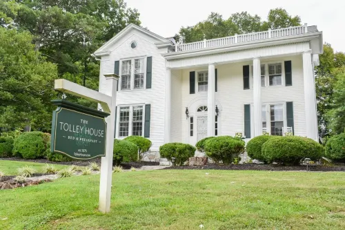 Tolley House Hotels in Lynchburg