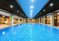 Grand Royale Apartment Complex & Spa - spa