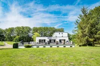 Hotel Mukran Hotels in Rugen