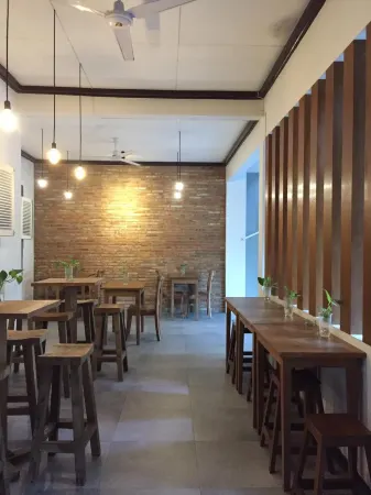 Hotel Rantina Syariah Отели в г. Рембанг