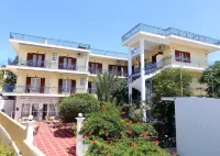 Hotel Karyatides - 2-Star