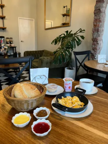 Hotel Casa Aure Отели рядом с достопримечательностью «Парк Аркадия»