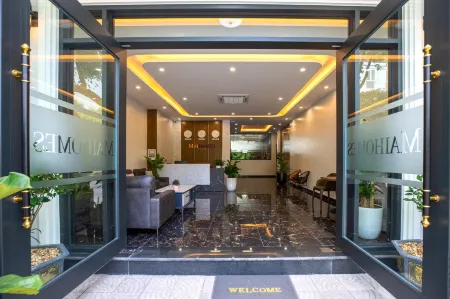 Maihomes Hotel & Apartment Vinh Yen - Khach San Maihomes Vinh Yen, Vinh Phuc Отели в г. Dong Da
