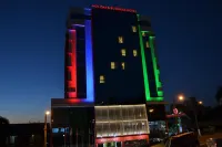 Holiday & Business Hotel - Em Frente ao Centro de Eventos e Arena Conda Hotels in Chapeco