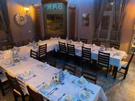 Zur Eldenburg Отели в г. Людвигслуст-Пархим