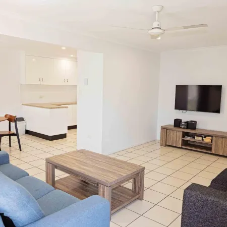 The Shores Holiday Apartments