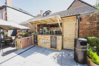 The Stag Hotel and Mailmans Arms - bar