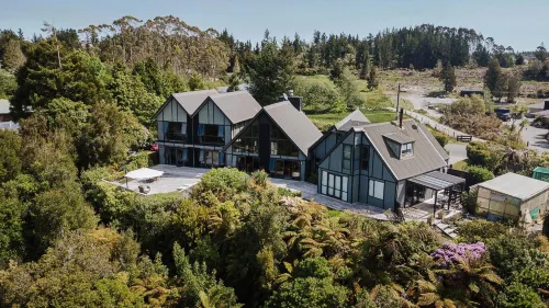 Rimu Lodge - 5-Star