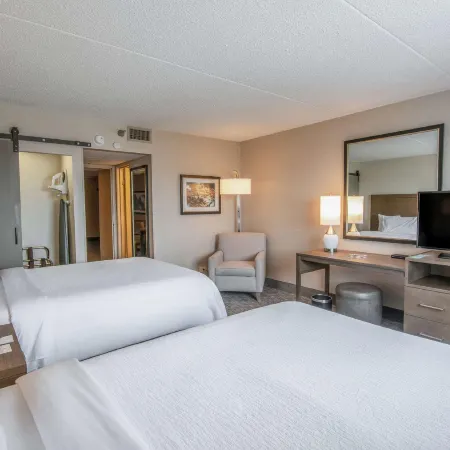 Embassy Suites by Hilton Chicago Schaumburg Woodfield