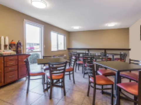 Super 8 by Wyndham LaGrande Hotels in Union County