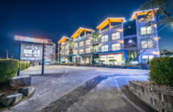 Gangneung Awoolim Pension โรงแรมใกล้ห้องสมุด Sungju Library